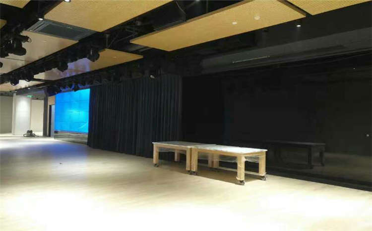 體育實(shí)木運(yùn)動地板購買注重事項(xiàng)有哪些？