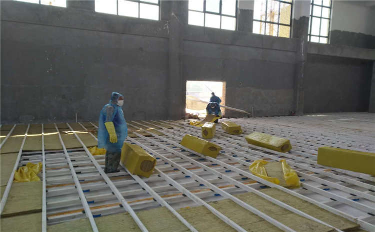 俄勒岡松體育館木地板價格