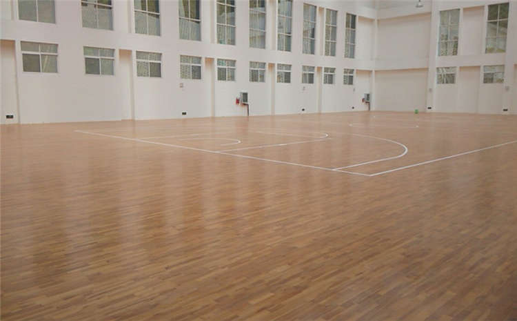 硬木企口風(fēng)雨操場(chǎng)木地板一般多少錢(qián)？