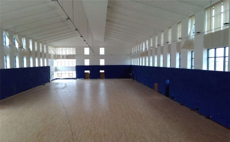 貴州楓木運(yùn)動(dòng)木地板怎么安裝