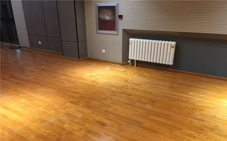 楓木木地板籃球館造價