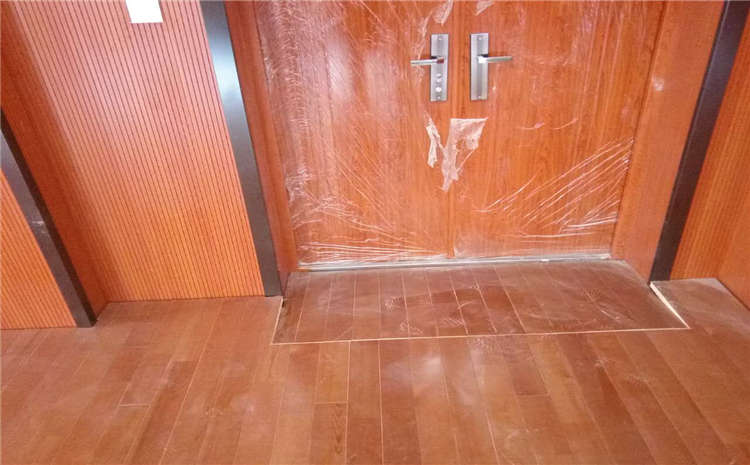 江蘇柞木體育場(chǎng)地板多少錢一平方