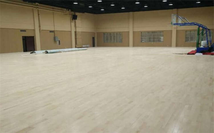 24厚舞臺木地板批發(fā)