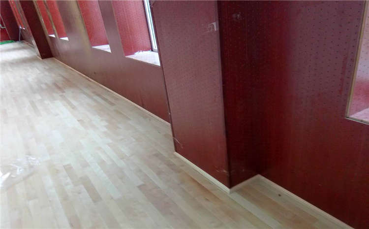 實(shí)木運(yùn)動(dòng)地板真實(shí)好處有哪些？