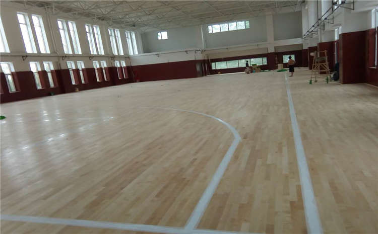 籃球館運動木地板鋪設(shè)方案