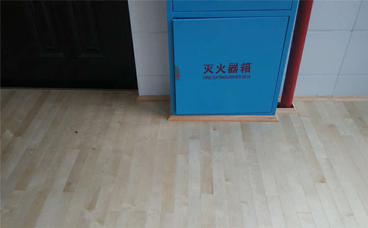 20厚舞臺木地板廠家哪家好？