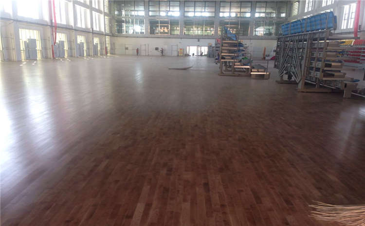 硬木企口體育場木地板哪個公司好