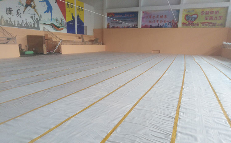 籃球木地板鋪裝準(zhǔn)備些什么？