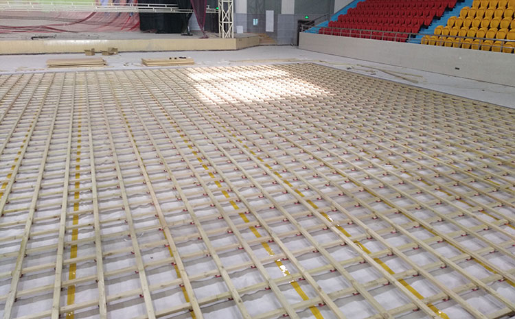 24厚籃球場實木地板廠家去哪找?