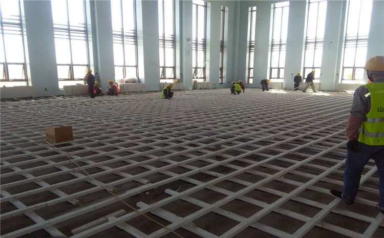 專業(yè)運(yùn)動(dòng)木地板木材的含水率的重要性？