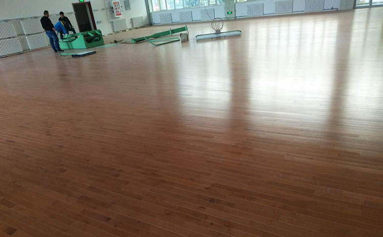 上海專業(yè)實木運(yùn)動地板價格表