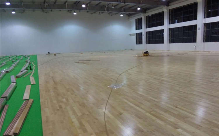 體育木地板系統(tǒng)輔料標(biāo)準(zhǔn)是多少？