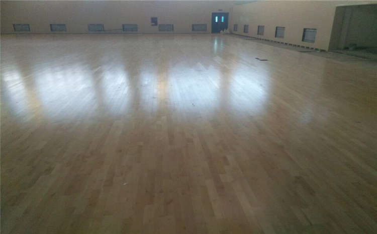 南京硬木企口實(shí)木運(yùn)動(dòng)地板牌子有哪些