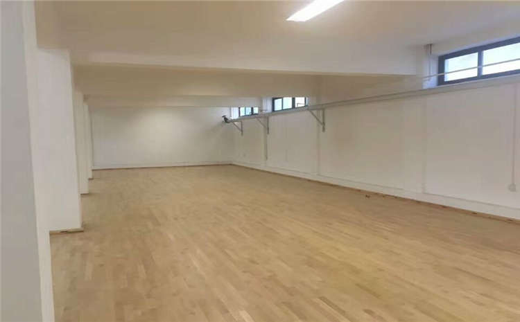 南寧楓樺木運(yùn)動(dòng)木地板廠家有哪些