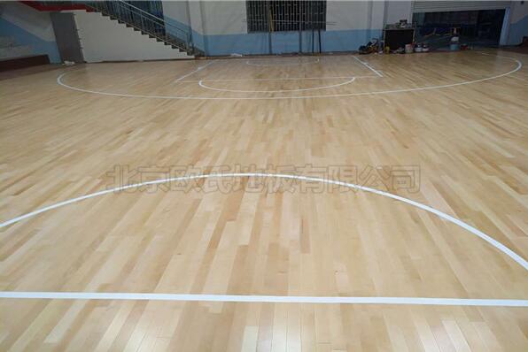 湖南株洲車(chē)輛段工地體育館地板-1 湖南株洲車(chē)輛段工地體育館地板-1