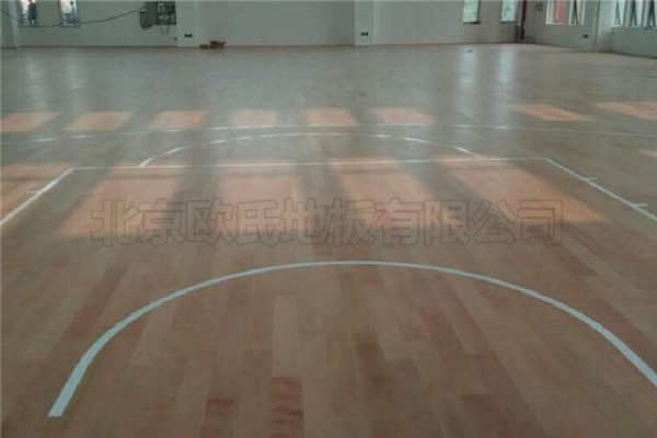 煙臺開發(fā)區(qū)第十小學(xué)運動木地板工程案例 煙臺開發(fā)區(qū)第十小學(xué)運動木地板工程案例