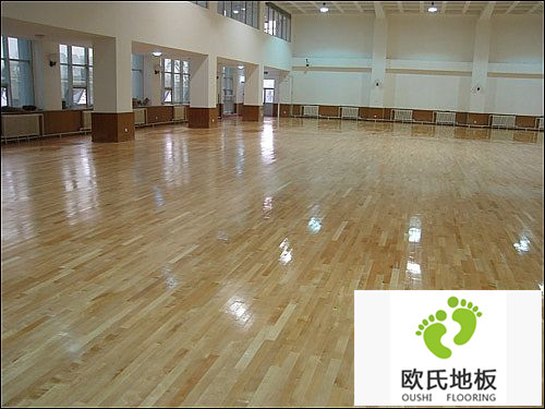 實木運動地板厚度代表什么性能？