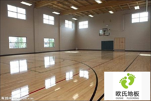 通過運(yùn)動(dòng)木地板表面判斷質(zhì)量