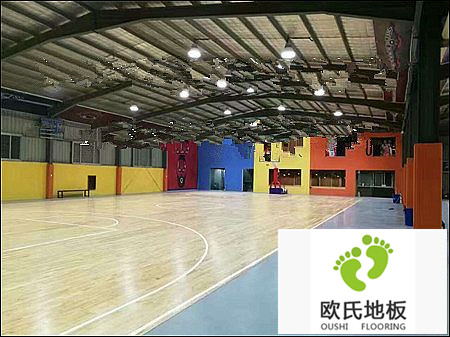 運(yùn)動(dòng)木地板日常保養(yǎng)和定期保養(yǎng)應(yīng)該怎么來做