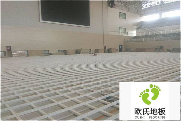 體育館木地板泡水，不要慌！小編來(lái)幫您！