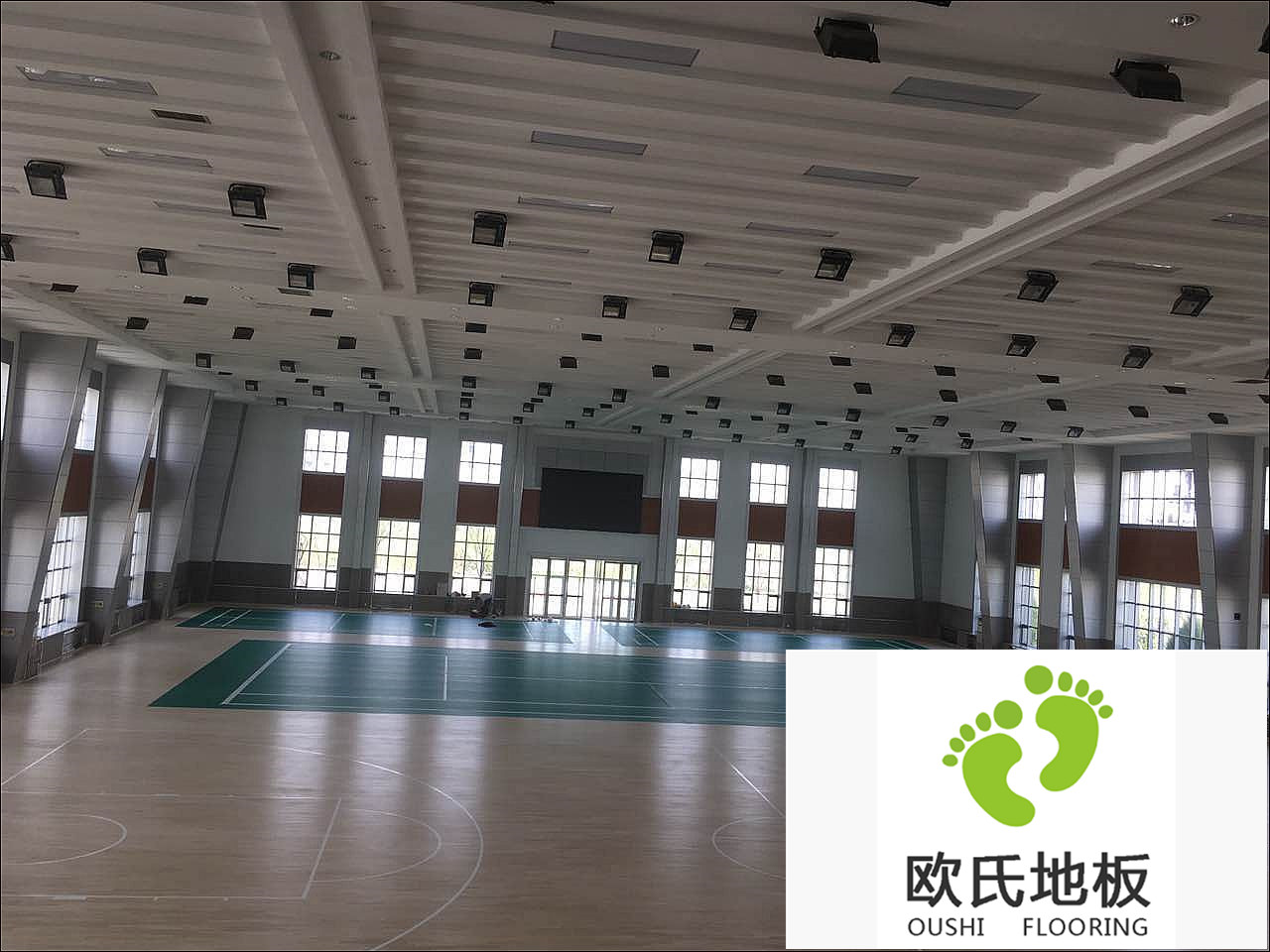 寧夏銀川體育運(yùn)動(dòng)地板：銀川消防總隊(duì)培訓(xùn)基地室內(nèi)體育館運(yùn)動(dòng)木地板案例