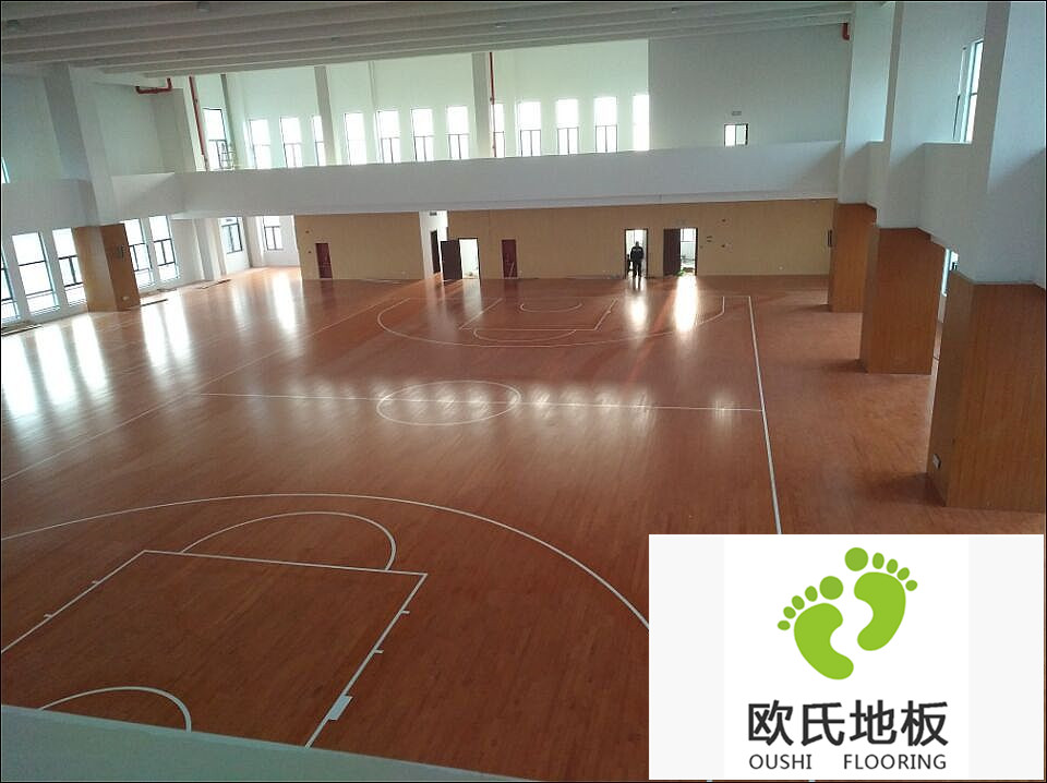 泰州雙河初小學(xué)籃球木地板安裝案例